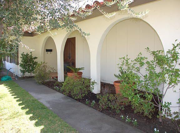 Brick accents in hardscape, Tile pavers at front entry... WELCOME HOME!