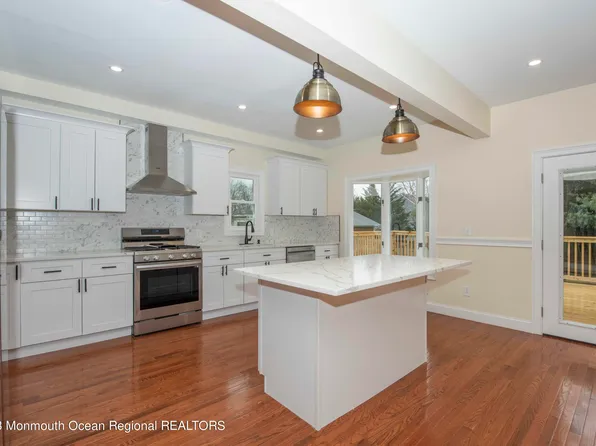 43 Rumson Place, Little Silver, NJ 07739
