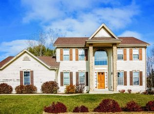 11230 W Heritage Dr, Milwaukee, WI 53224