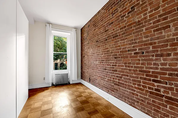 Rented by Cooper & Cooper Real Estate | media 30