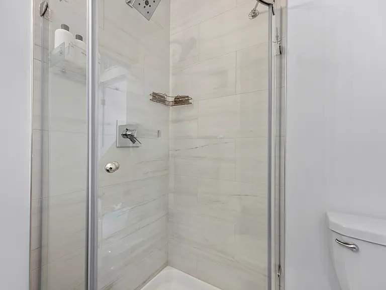 2457 Walnut St — Photo 26