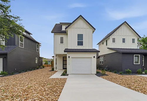2212 Yellow Jacket Ln #1 Photo 1