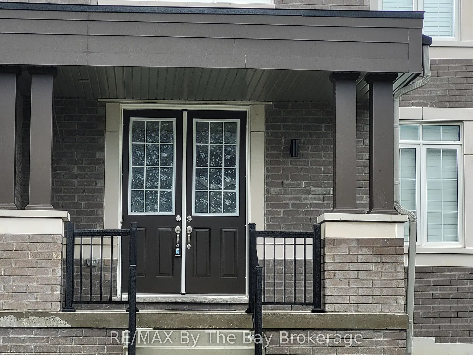 4 bed, $3,000 — Photo 2
