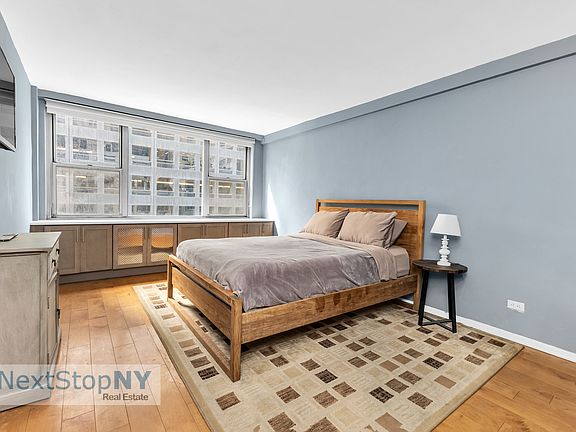 3rd image of 209 E 56th St APT 10E