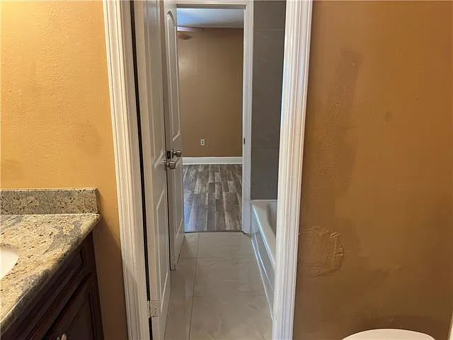 63 Carriage Ln #B — Photo 13