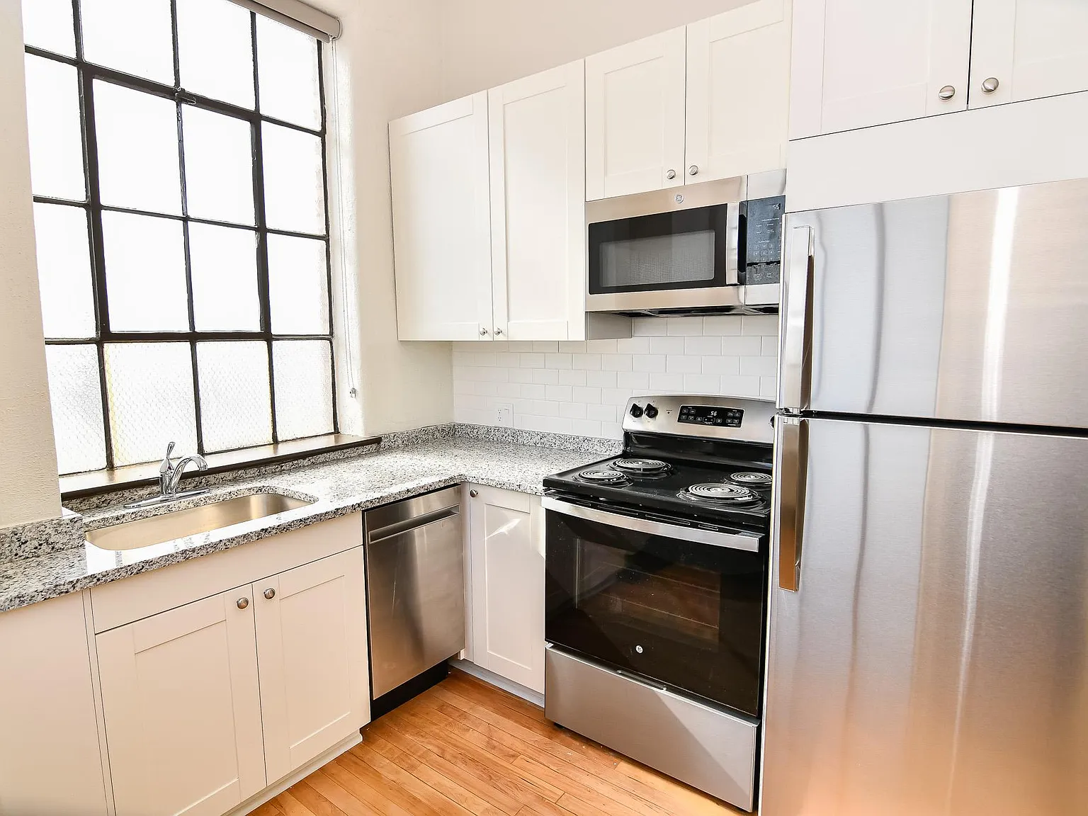 1 bed, 460 sqft, $800 — Photo 3