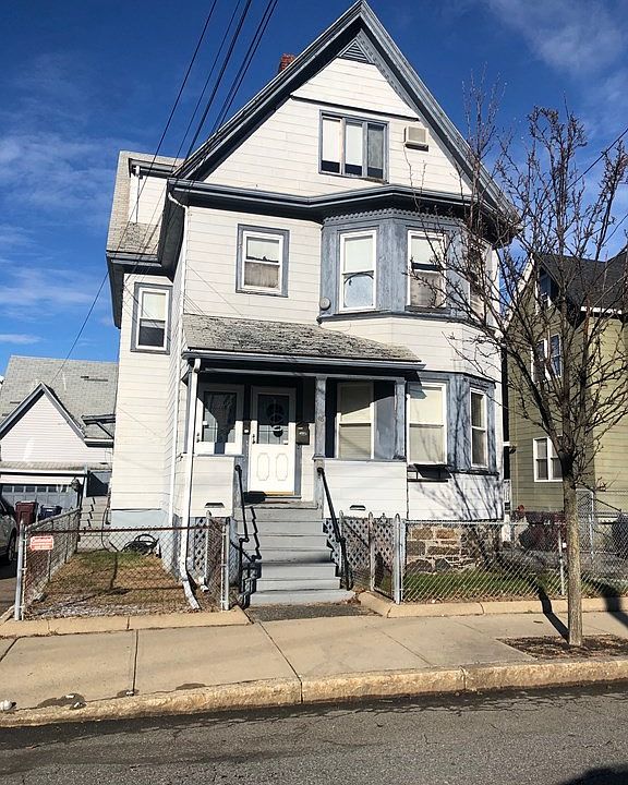 1st image of 48 Cleveland Ave