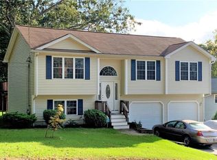 80 Nepaug Rd, Narragansett, RI 02882