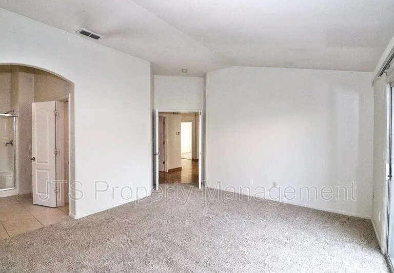 3549 Pine Hollow Way — Photo 34