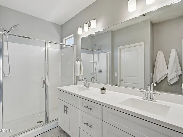 1692 W Aztec Dr — Photo 13