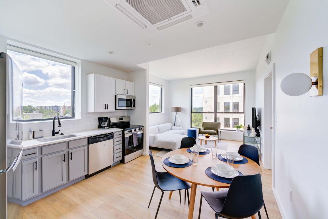 Furnished 4 Bedroom Coliving Space
