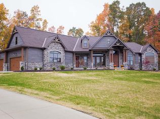 6836 River Forest Dr, Medina, OH 44256