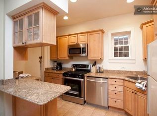 55 E Cedar St #1, Chicago, IL