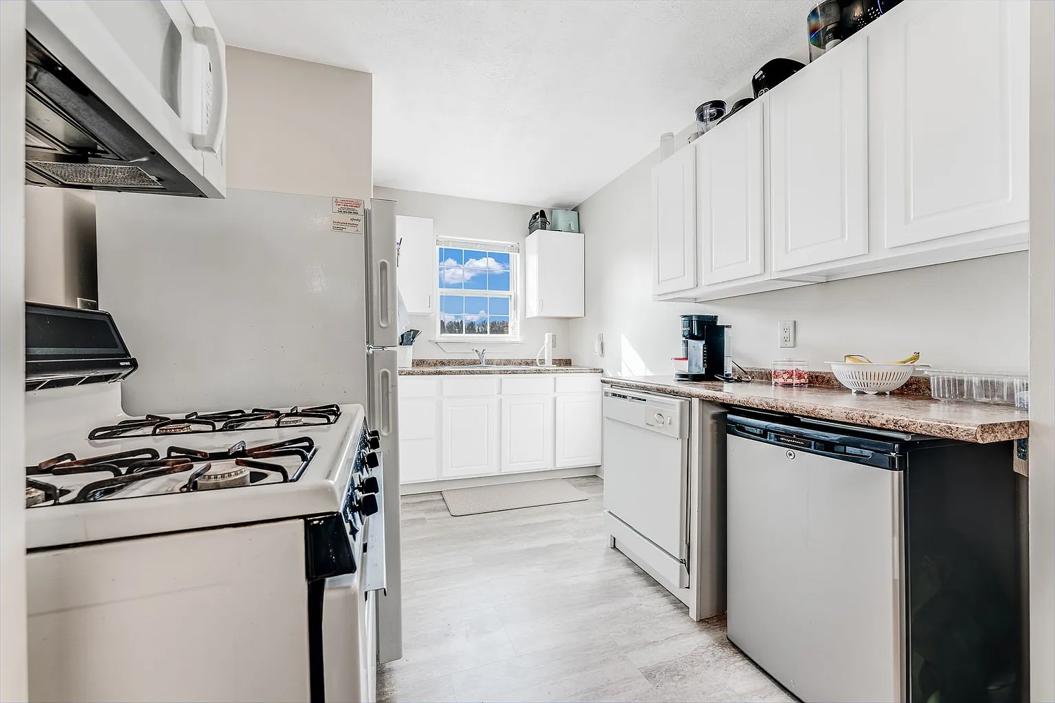 701 McLane Ave #109 photo 1