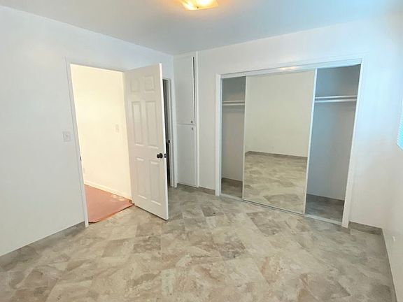 4th image of 259 S Pacific Ave