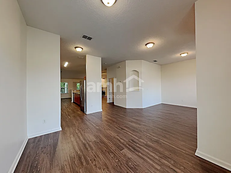 10008 Lancashire Dr — Photo 8