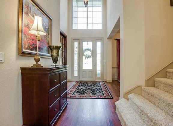 3rd image of 1211 Bay Meadows Dr