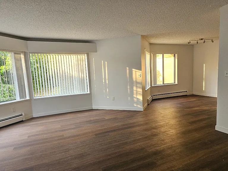855 W 8th Ave #865 — Photo 6