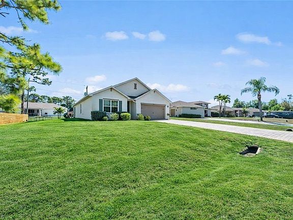 2nd image of 18371 Fern RD