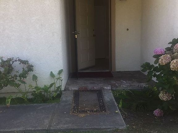 3rd image of 125 Padua Cir