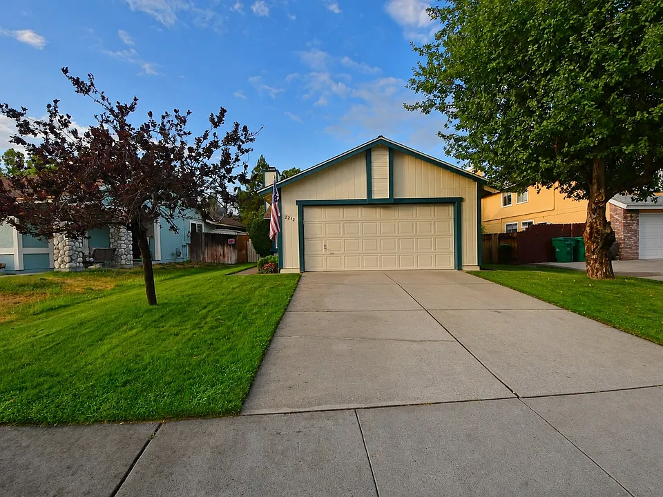 2212 Wabash Cir