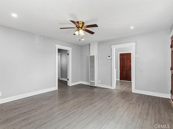 5th image of 1049 W 67th St