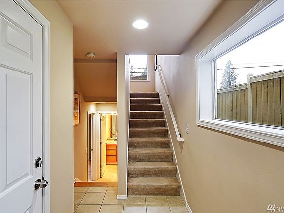 3rd image of 11213 C Greenwood Ave N