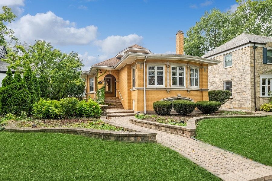 1st image of 1111 Rossell Ave