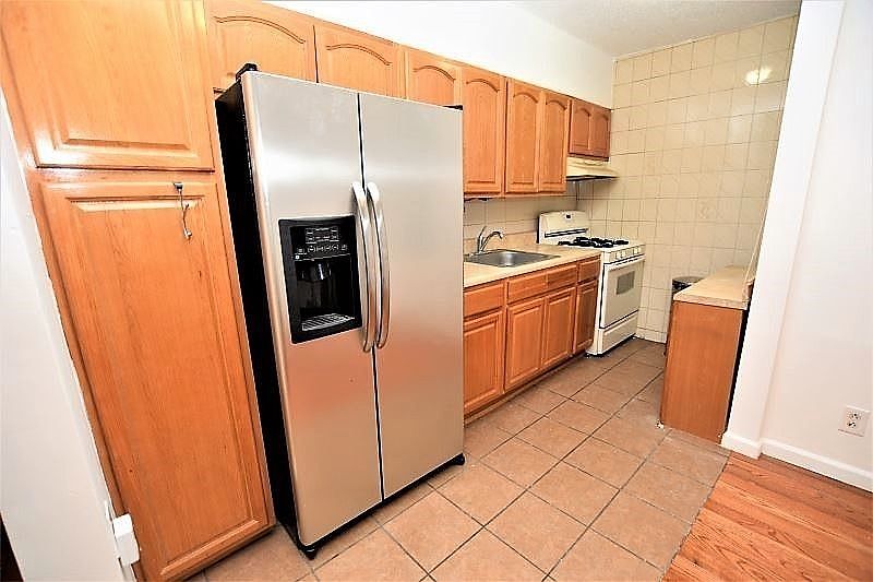 1st image of 39-31 47th Ave #2