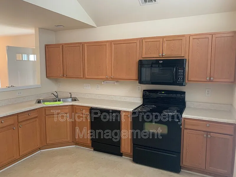Building Photo - 11163 Saintsbury Pl