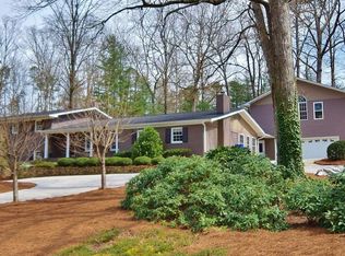 1372 Springdale Rd, Gainesville, GA 30501