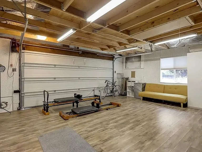 1312 Morrill Ave — Photo 22