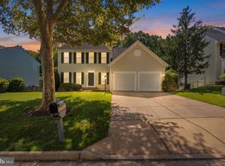 5885 Fincastle Dr, Manassas, VA 20112