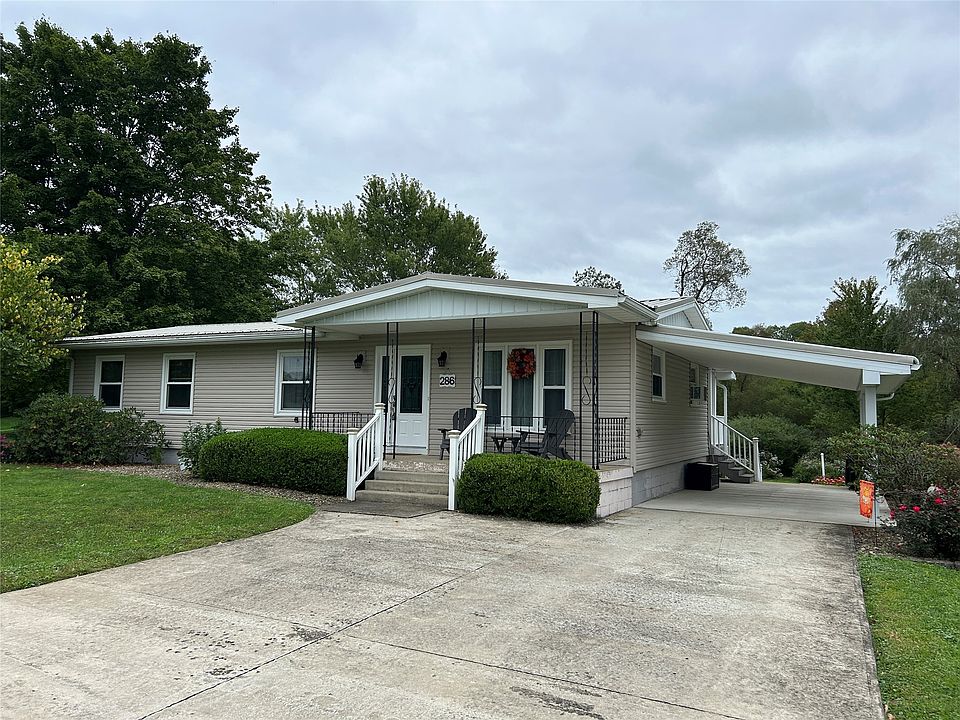 1st image of 286 Maple St