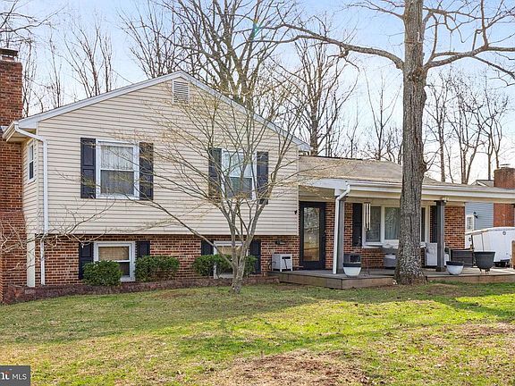 2nd image of 7041 Panorama Ct