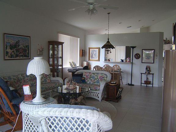 4th image of 9780 Egret Chase Ln