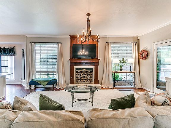3rd image of 2608 Redvine Rd