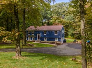 667 Andrew Mountain Rd, Naugatuck, CT 06770