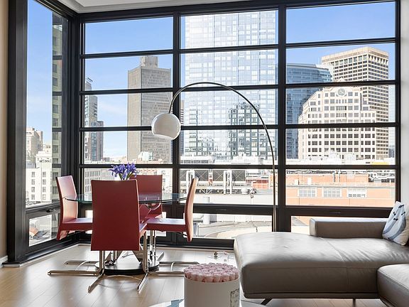 5th image of 580 Washington St #Penthouse 05