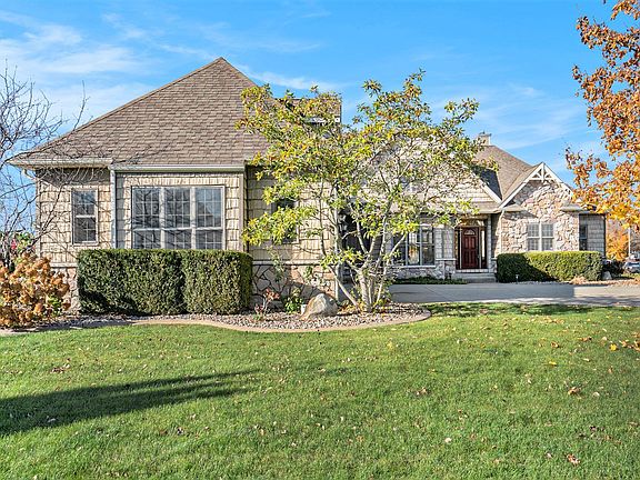 2nd image of 20219 Eagle Hill Ln