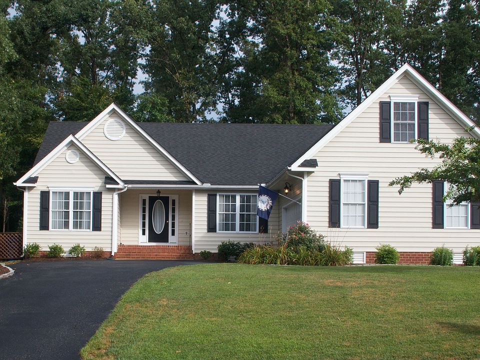 Street View: Full Yard Irrigation. Professionally Landscaped.