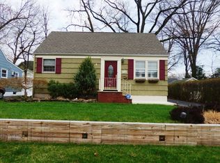 89 9th Ave, Hawthorne, NJ