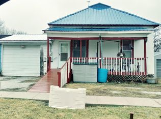 509 N 5th St, Seymour, IA 52590