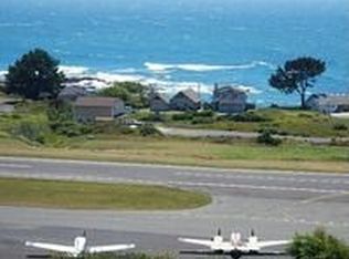 76 Bambi Dr, Whitethorn, CA 95589