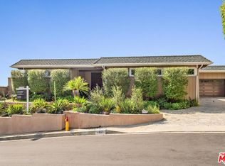 1057 Glenhaven Dr, Pacific Palisades, CA 90272