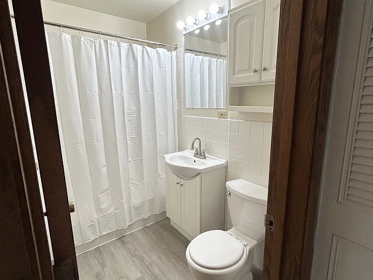 2390 7th St W — Photo 26