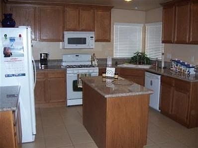 3rd image of 10328 High Mesa St