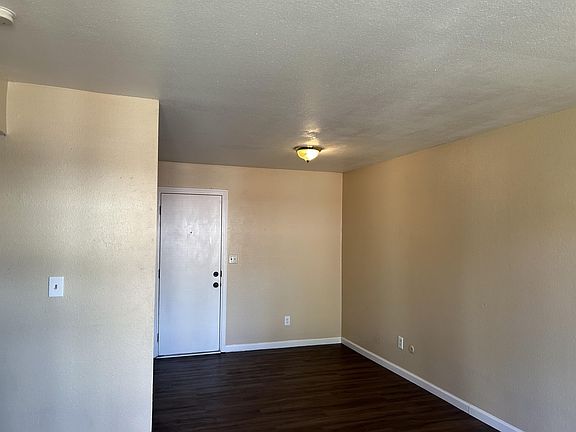 5th image of 120 E Fairmont Ave #1