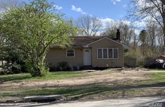 2nd image of 176 Robinson Ave