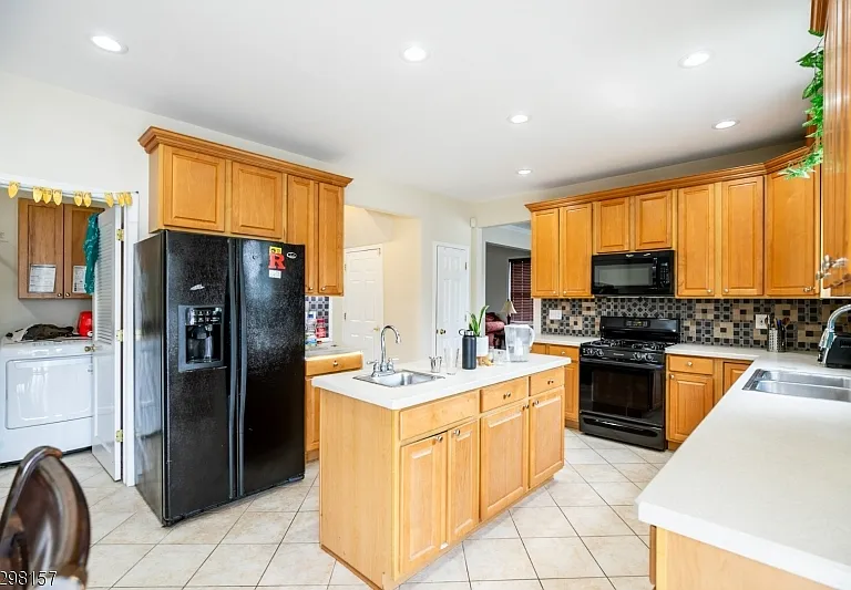 29 Vocisano Ct — Photo 14